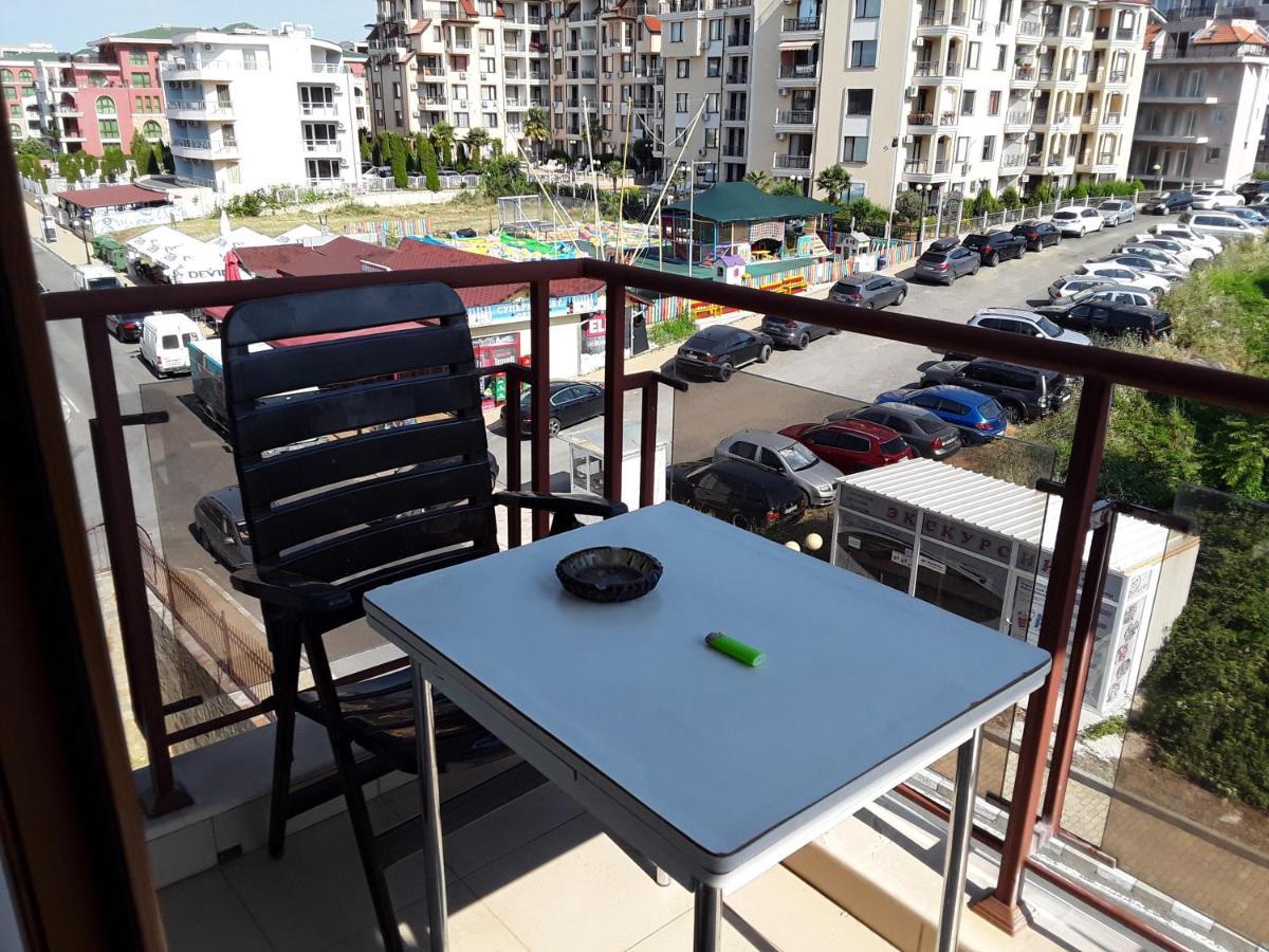Studio 250 M Море Свети Влас Екстериор снимка