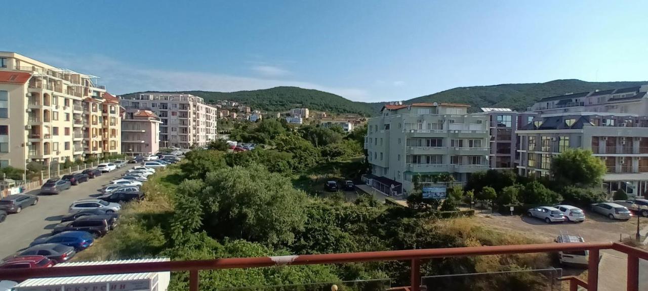 Studio 250 M Море Свети Влас Екстериор снимка