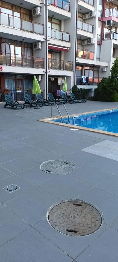 Studio 250 M Море Свети Влас Екстериор снимка