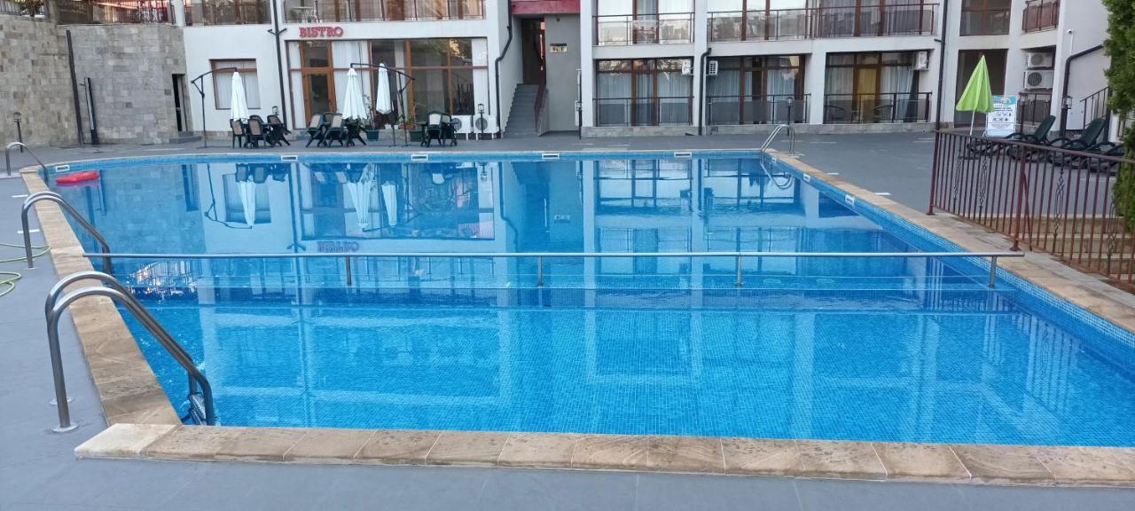 Studio 250 M Море Свети Влас Екстериор снимка